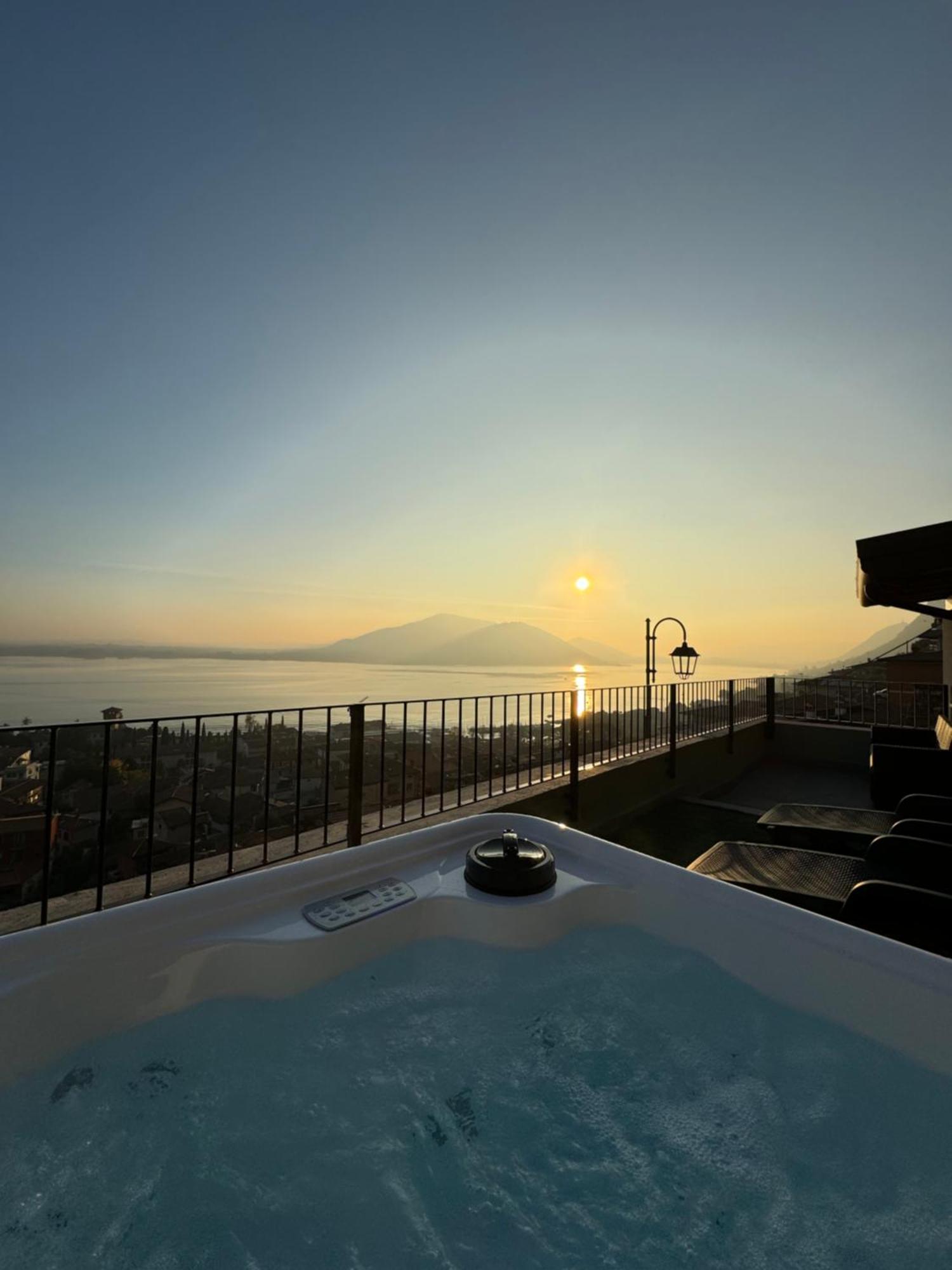 Terrazza Sulle Mura Predore Dış mekan fotoğraf